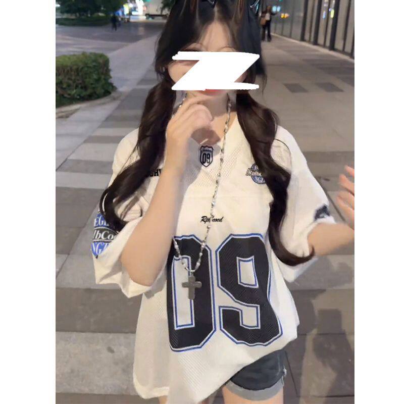 原版面料 原版做工 螺纹领口+后包边 订标+印花V领短袖女