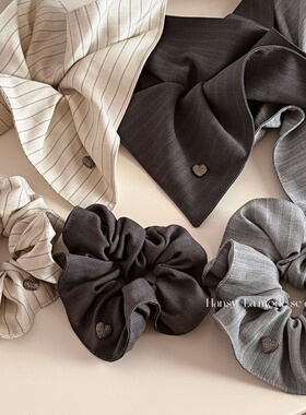 灰色新款合金爱心条纹大肠圈高级感法式方巾发圈发饰日常百搭饰品