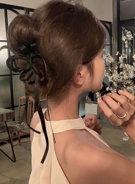 黑色飘带蝴蝶结抓夹后脑勺盘发夹子鲨鱼夹女新款磨砂发饰品刘海夹