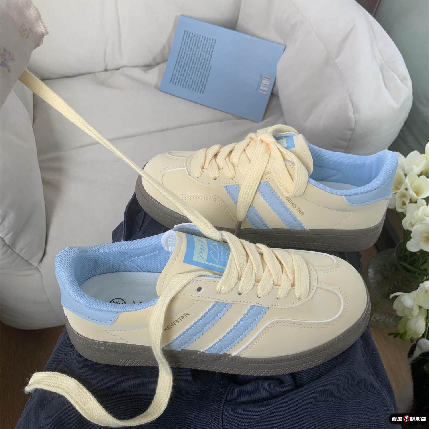 平底德训鞋休闲女鞋小众复古休闲新款小白鞋百搭运动板鞋女生板鞋