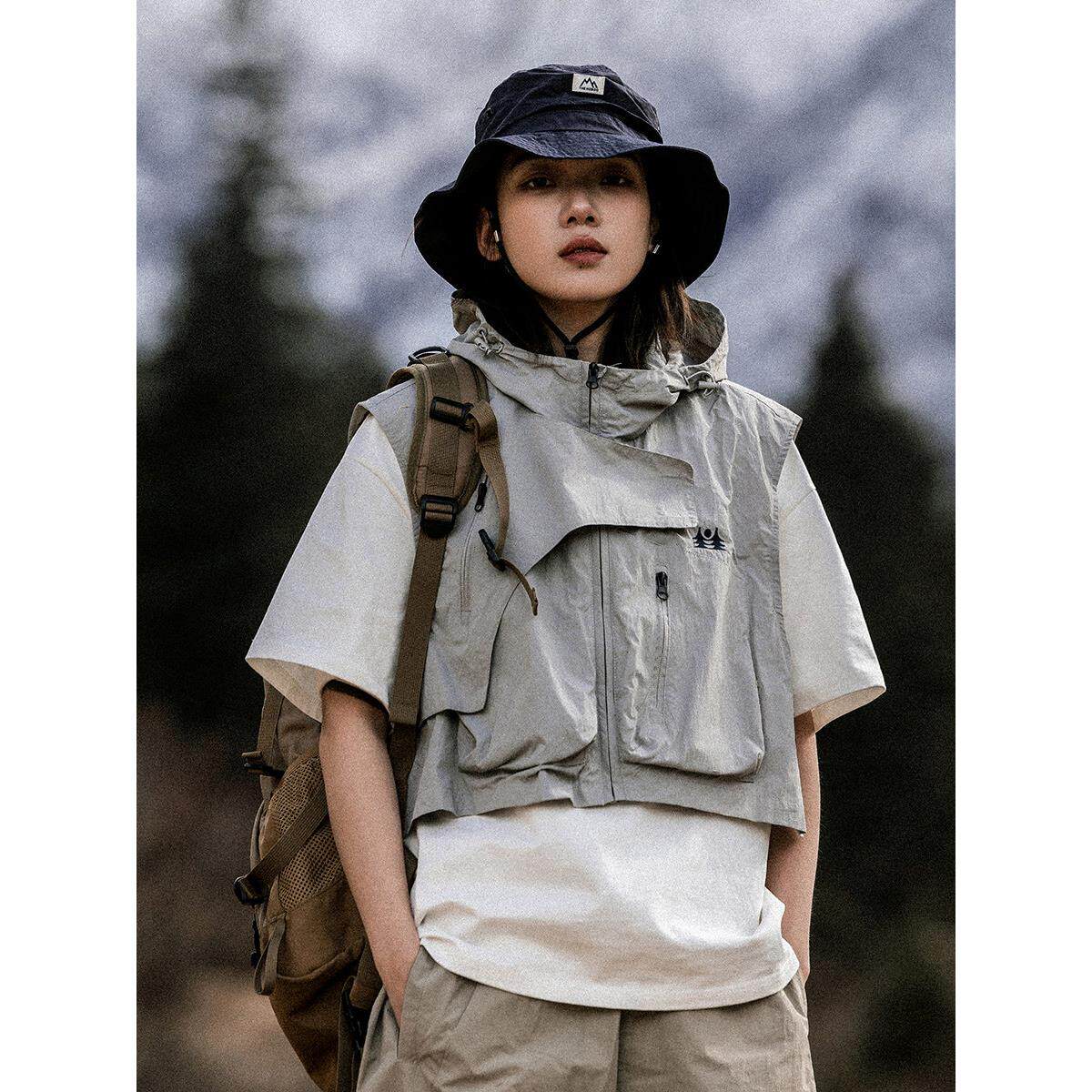 男士夏季薄款透气马甲2026日系复古女机能短款多功能背心户外山系