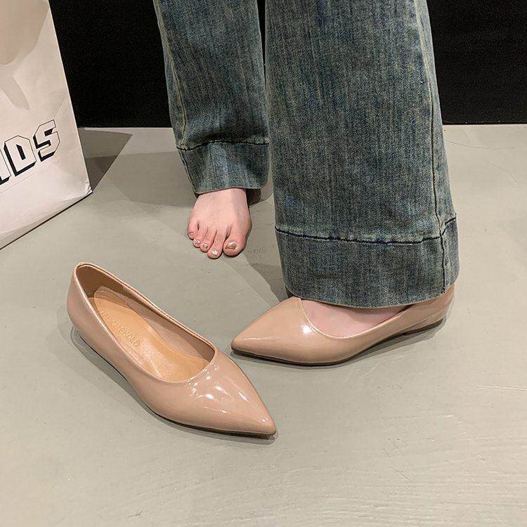女士浅口增高单鞋2026年新款法式裸色色尖头平底内女鞋子通勤尖头