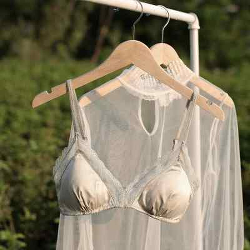 宝诗嫣超薄款大胸显胸小内衣女夏季法式三角杯无钢圈文胸夏天胸罩