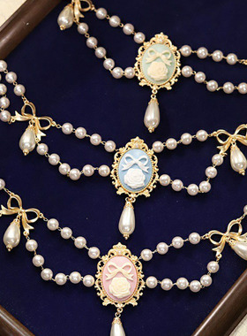 axesfemme古典浮雕玫瑰与蝴蝶吊坠结珍珠lolita女士项链BL643X01C