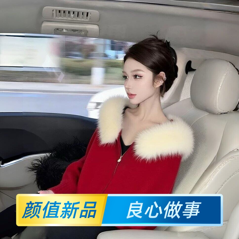 毛衣女款2026新款别致独特超好看新年穿搭小香风毛领红色针织外套