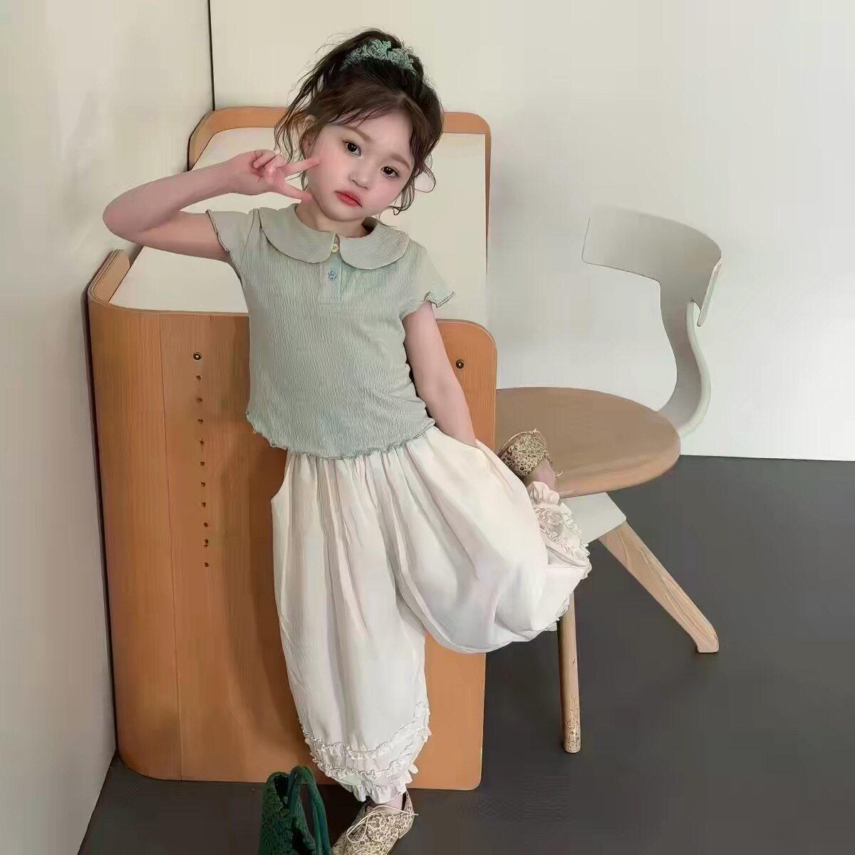 女童夏季娃娃领短袖上衣配宽松