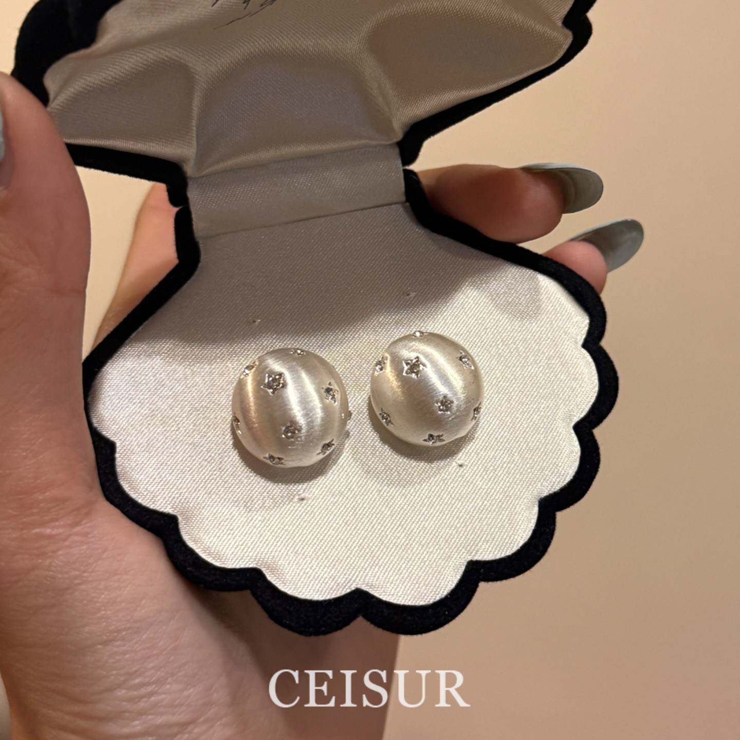 银色拉丝镶钻星星圆球耳钉女小众