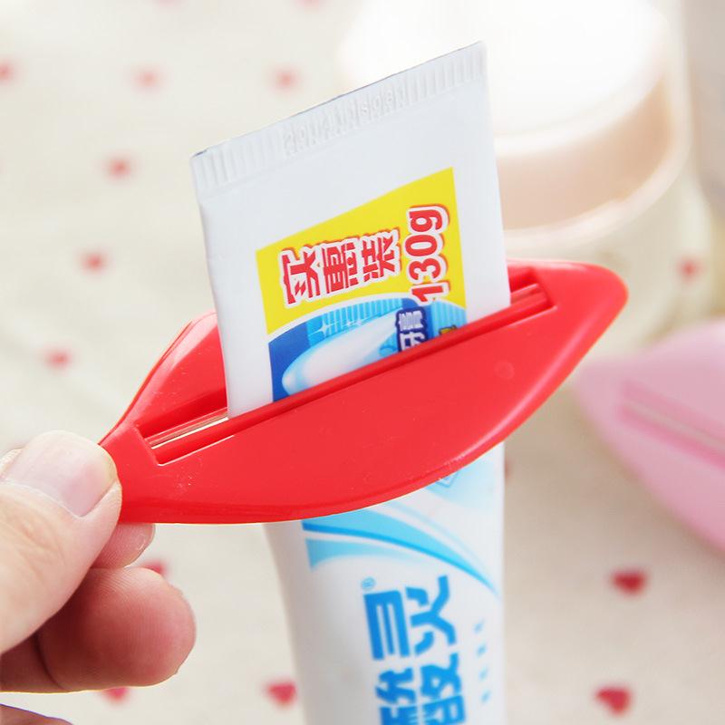 原版模具值得信赖环保PP嘴唇挤牙膏器手动卡通挤牙膏洗面奶器