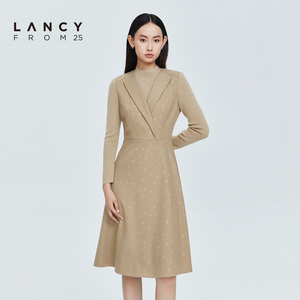 LANCY/悦朗姿2022冬季新款印花收腰西装连衣裙子女显瘦女士裙子