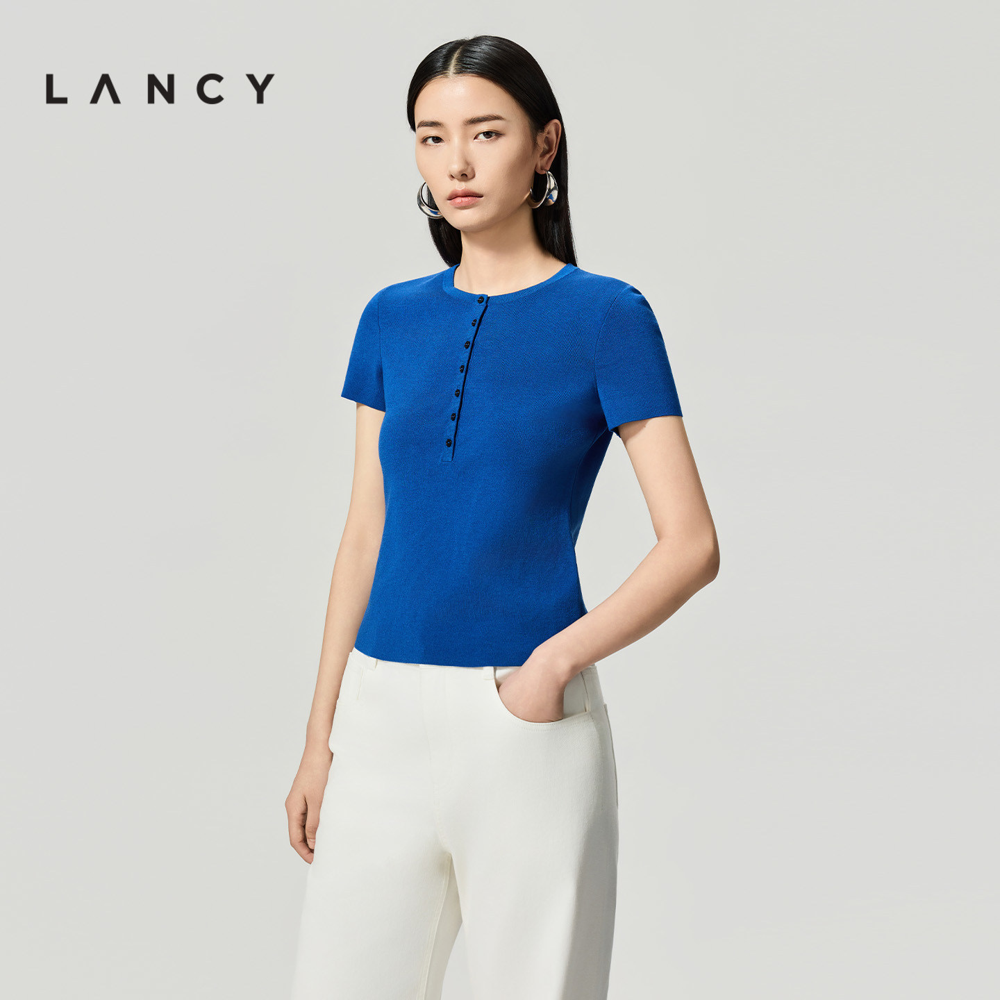 LANCY/朗姿2026夏季新款简约百搭亨利领修身半开襟圆领短袖针织衫