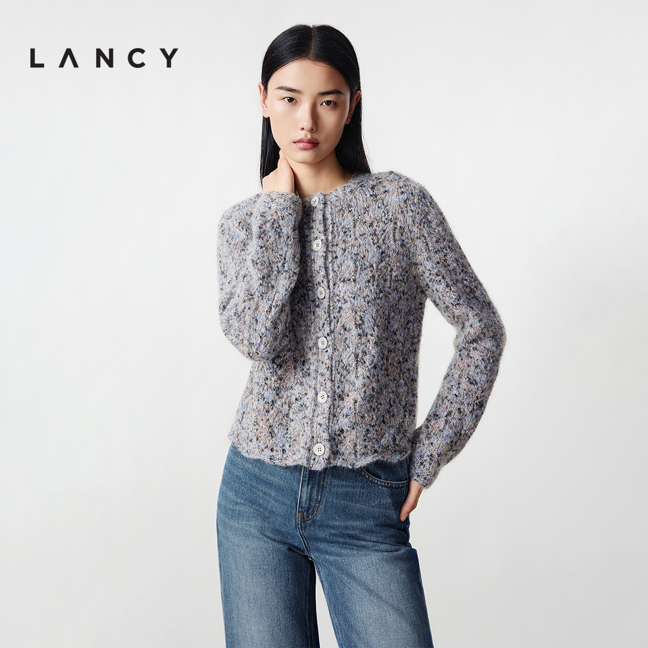 浓郁色彩 小挑孔工艺 波浪下摆