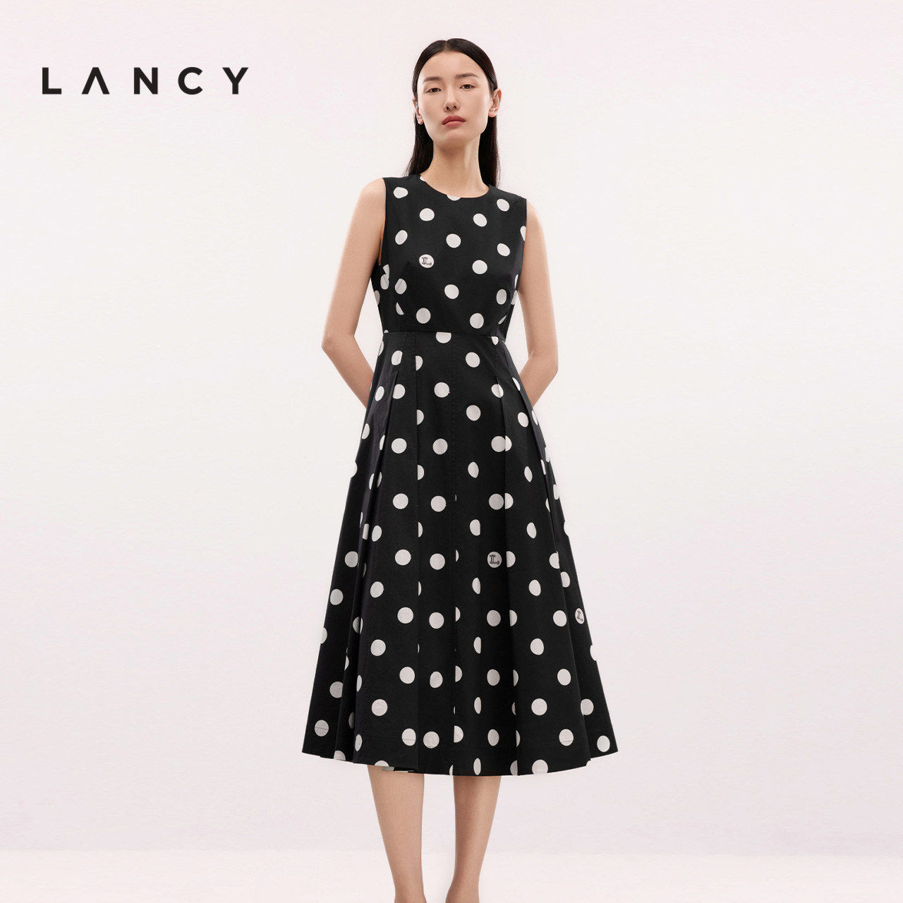 LANCY/朗姿夏季新款复古圆点波点法式收腰吊带长款无袖连衣裙图片