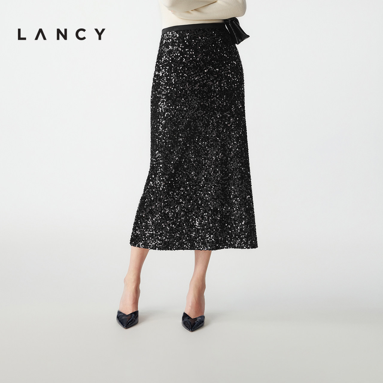 简约直身 华丽闪片 后摆开叉