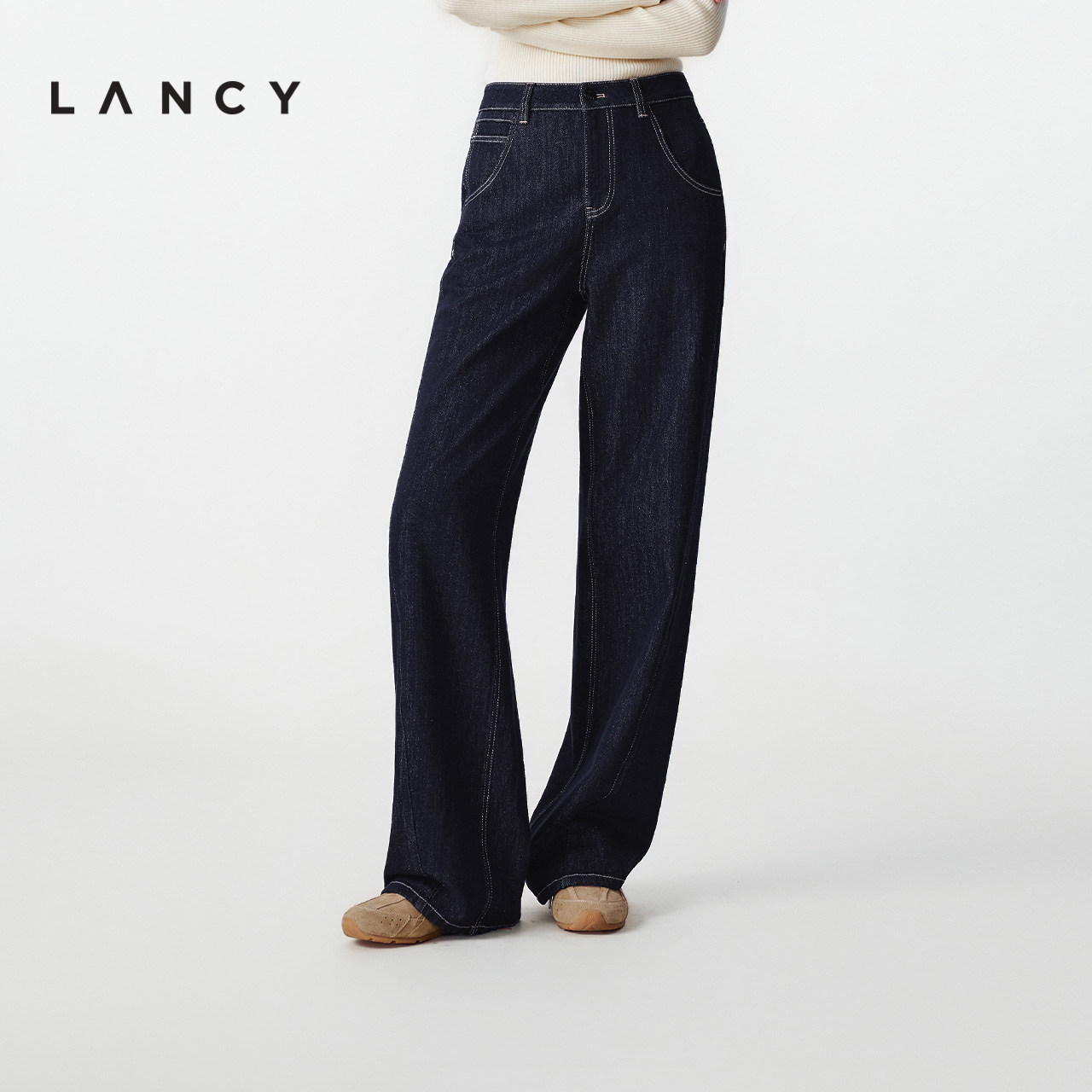 LANCY/朗姿冬季新款复古气质直筒阔腿显瘦牛仔裤百搭棉感长裤子女图片