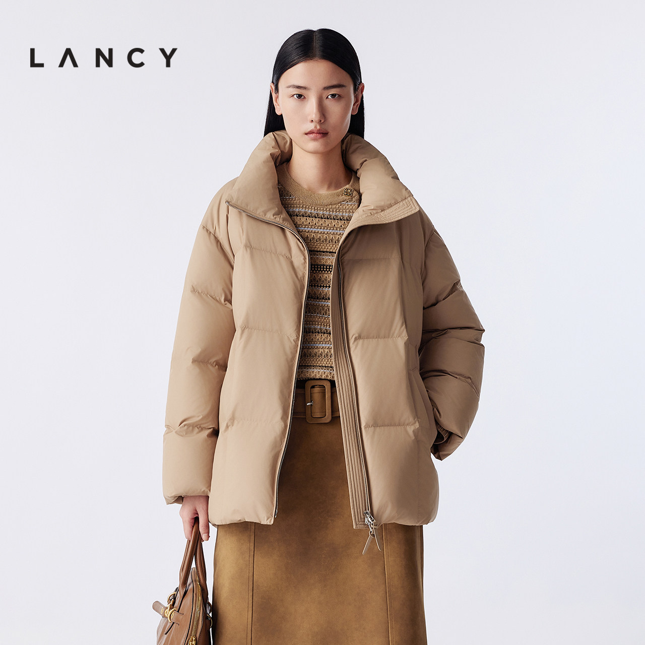 立体拉链 高领设计 一手长度