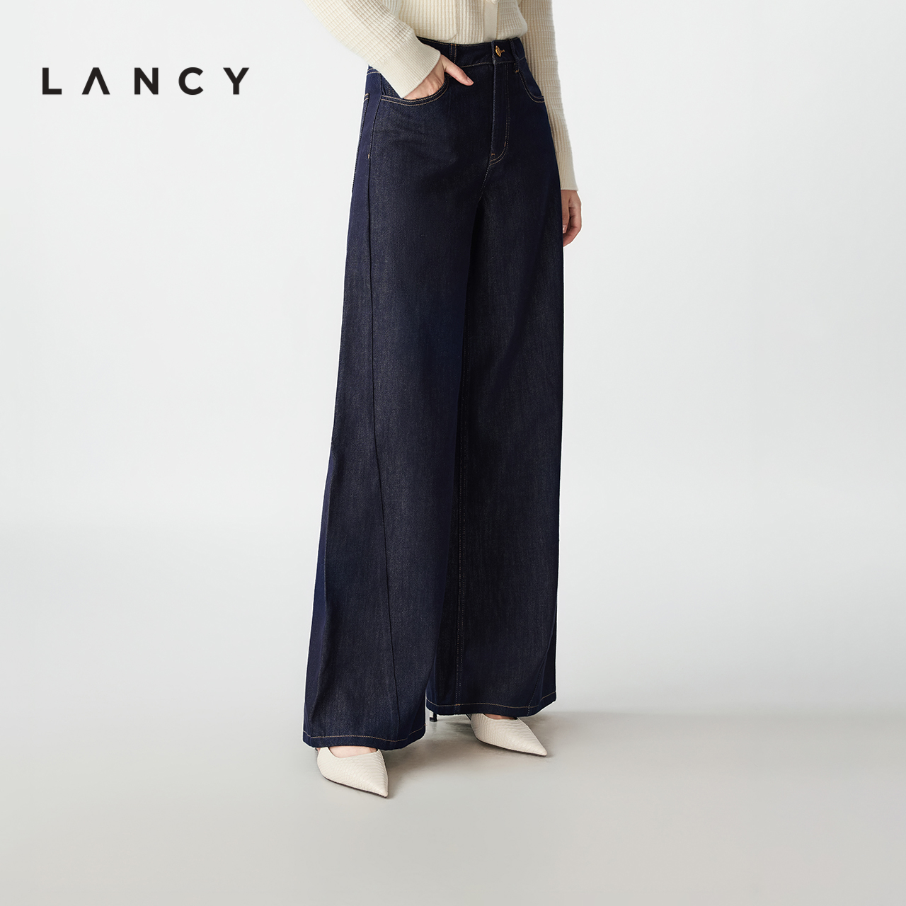 高腰阔腿 经典牛仔 立体剪裁