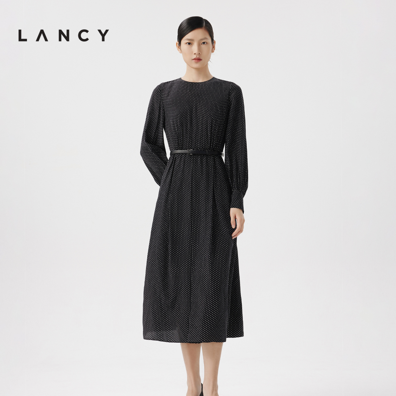 LANCY/朗姿2024春季新款真丝波点连衣裙女法式长袖圆领优雅裙子-封面