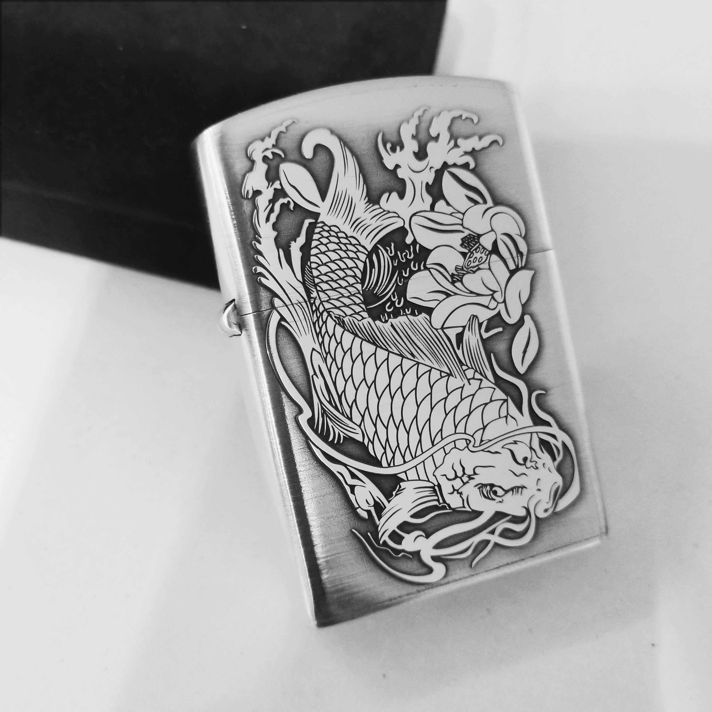 高档纯银浮雕鱼打火机防风机芯刻字照片图片雕刻男士生日礼物刻字