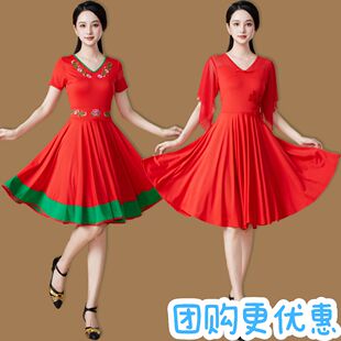广场舞服装春夏新款连衣裙绣花刺绣民族团队演出表演舞蹈服长裙女