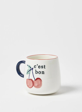 FQR LIVING OLIVER BONAS 带有Cest Bon字样深蓝色手柄陶瓷樱桃杯