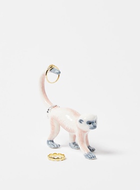 FQR LIVING英国OLIVER BONAS手工制作绘画猴子白色陶瓷戒指座装饰
