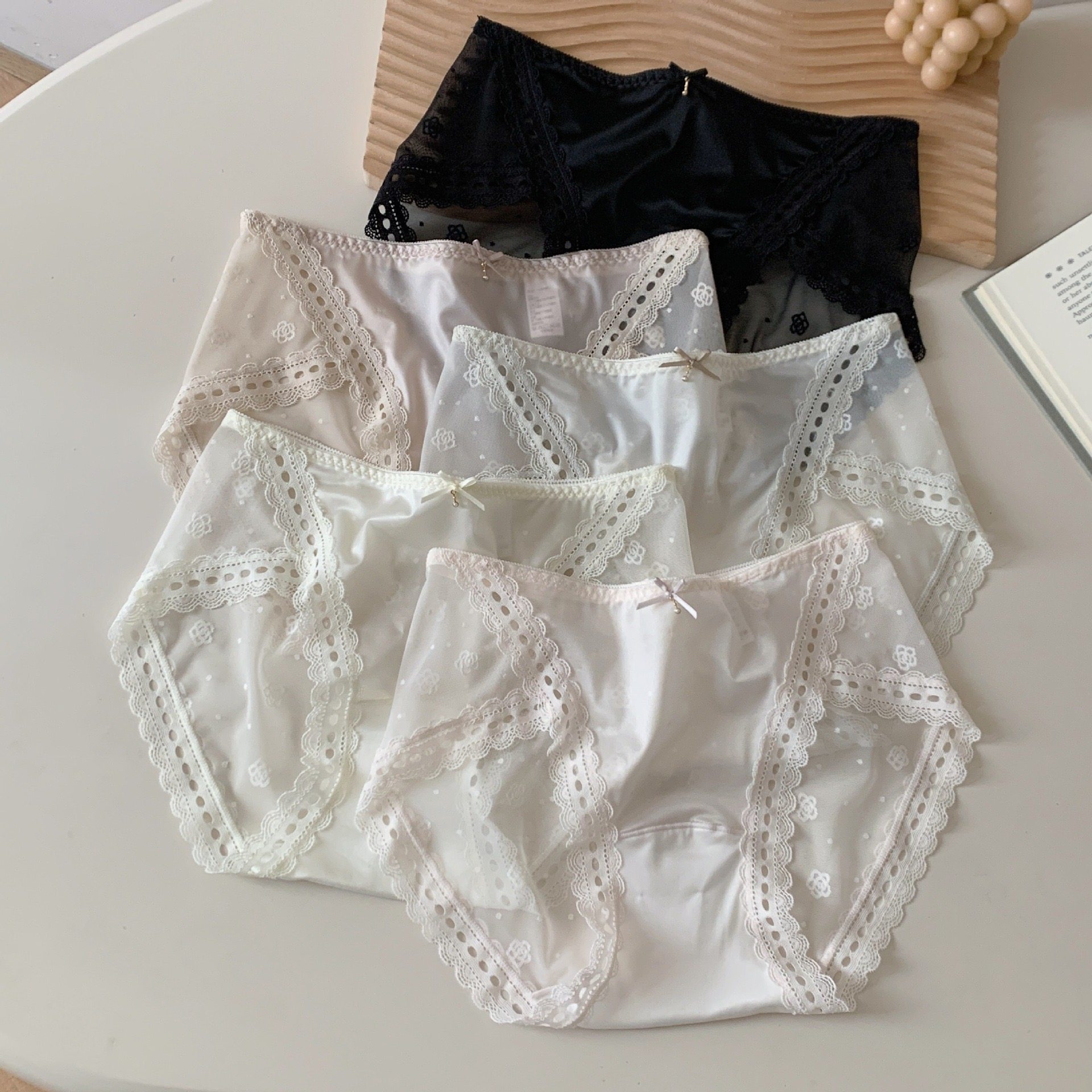 三条性感纯欲高开叉蕾丝中腰内裤透气棉底档舒适女生三角裤不勒腿,女士内衣/男士内衣/家居服,女三角裤,淘宝优惠券,粉丝福利购,淘宝优惠卷