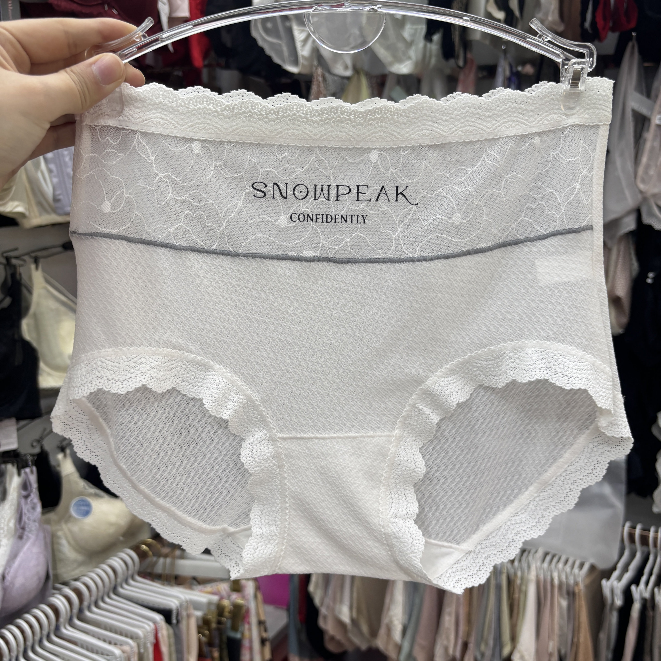 内裤女2025新款中腰蕾丝字母透气三角短裤女士包臀大码,女士内衣/男士内衣/家居服,女三角裤,淘宝优惠券,粉丝福利购,淘宝优惠卷