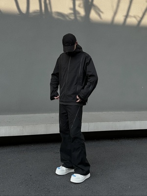 ZOZOFOREST高领冲锋衣