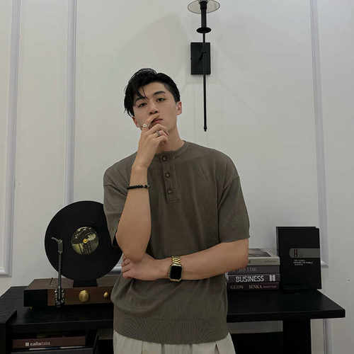 针织宽松透气排扣复古短袖毛衣