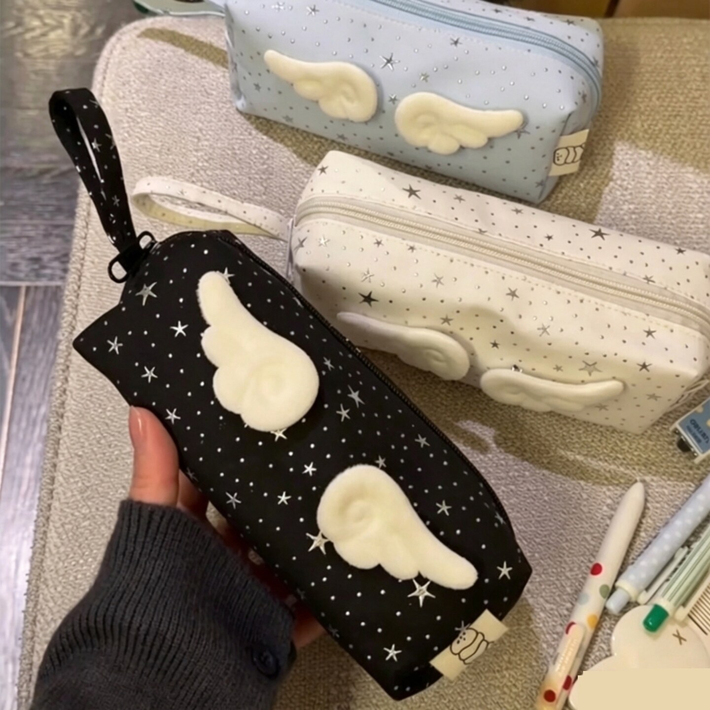 布袋文具盒学生桌面立体收纳袋简约高颜值铅笔盒少女心大容量笔袋