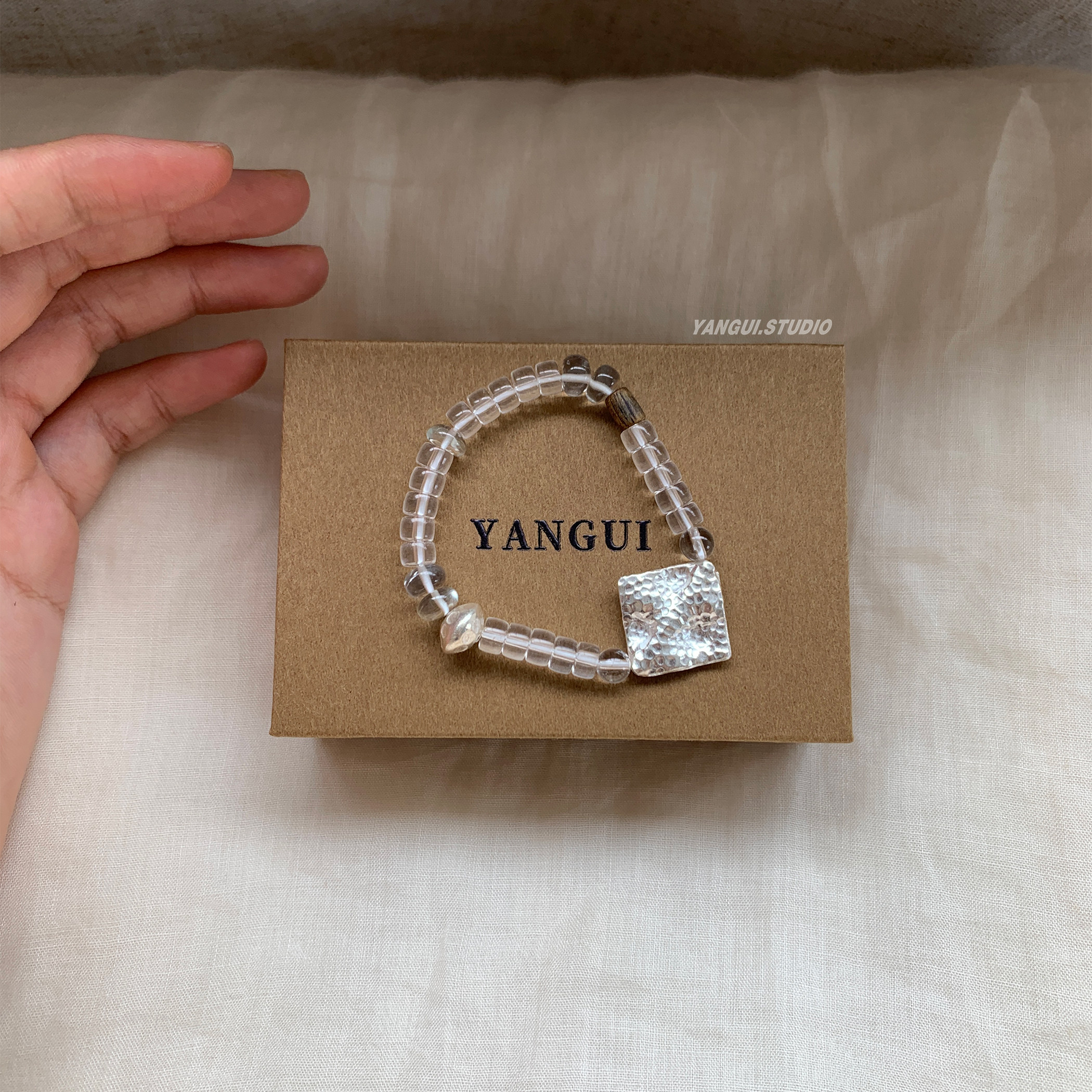 Yangui原创「白水鱼片」时尚流行白水晶纯银s925手串百搭小众手链