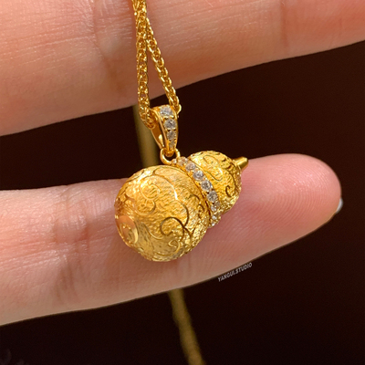 燕归新年戗刻柔光祥云葫芦项链女