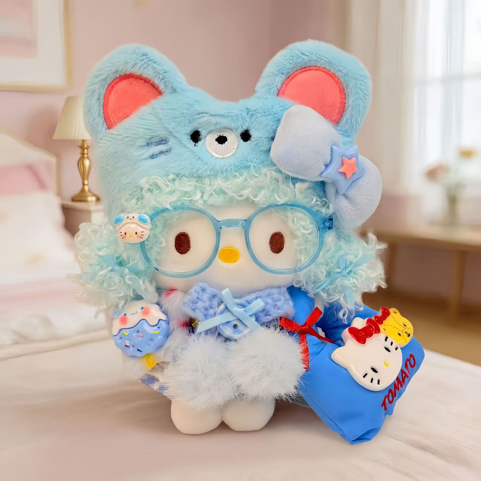 正版HelloKitty可爱睡衣kt猫玩偶毛绒公仔包包挂件少女钥匙扣娃娃图片