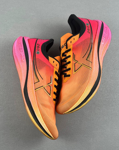 特步260X丨跑鞋男碳板轻透缓震竞速马拉松赛训兼备专业跑步鞋