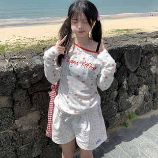薄款 星星波點印花防曬長袖 美式 辣妹短款 斜肩罩衫 T恤女夏季 GTGA