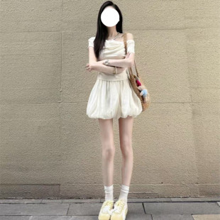 夏装 女 搭配一整套美式 小个子辣妹纯欲学院风斜肩上衣裙子两件套装