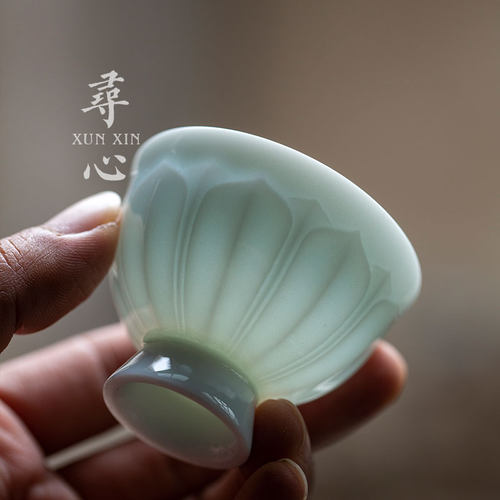 寻心复古手工陶瓷中式浮雕茶杯