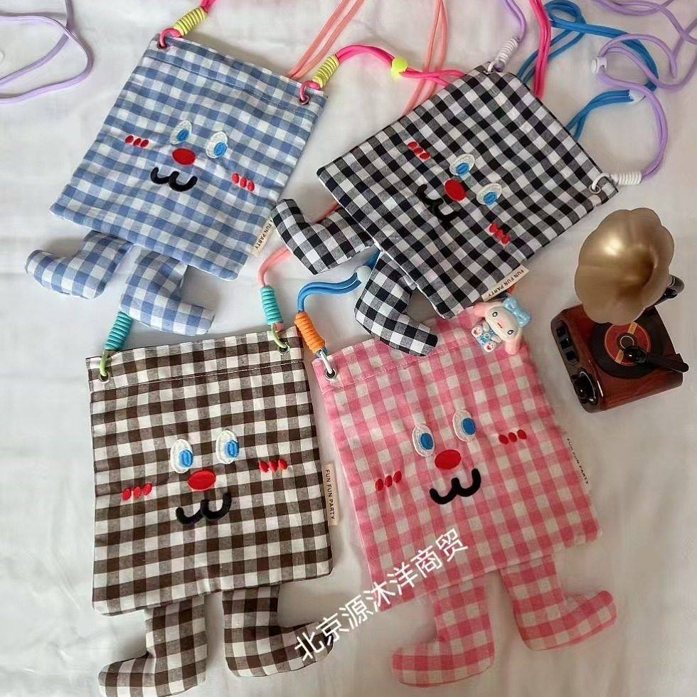 春季新款手机包撞色格子包可调节肩斜挎收纳包可爱刺绣小包,模玩/动漫/周边/娃圈三坑/桌游,节日/演出用头饰,淘宝优惠券,粉丝福利购,淘宝优惠卷
