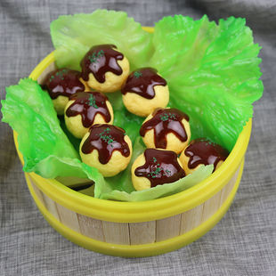 创意仿真章鱼丸小丸子日式美食模型摆件拍照道具可爱甜点展示台