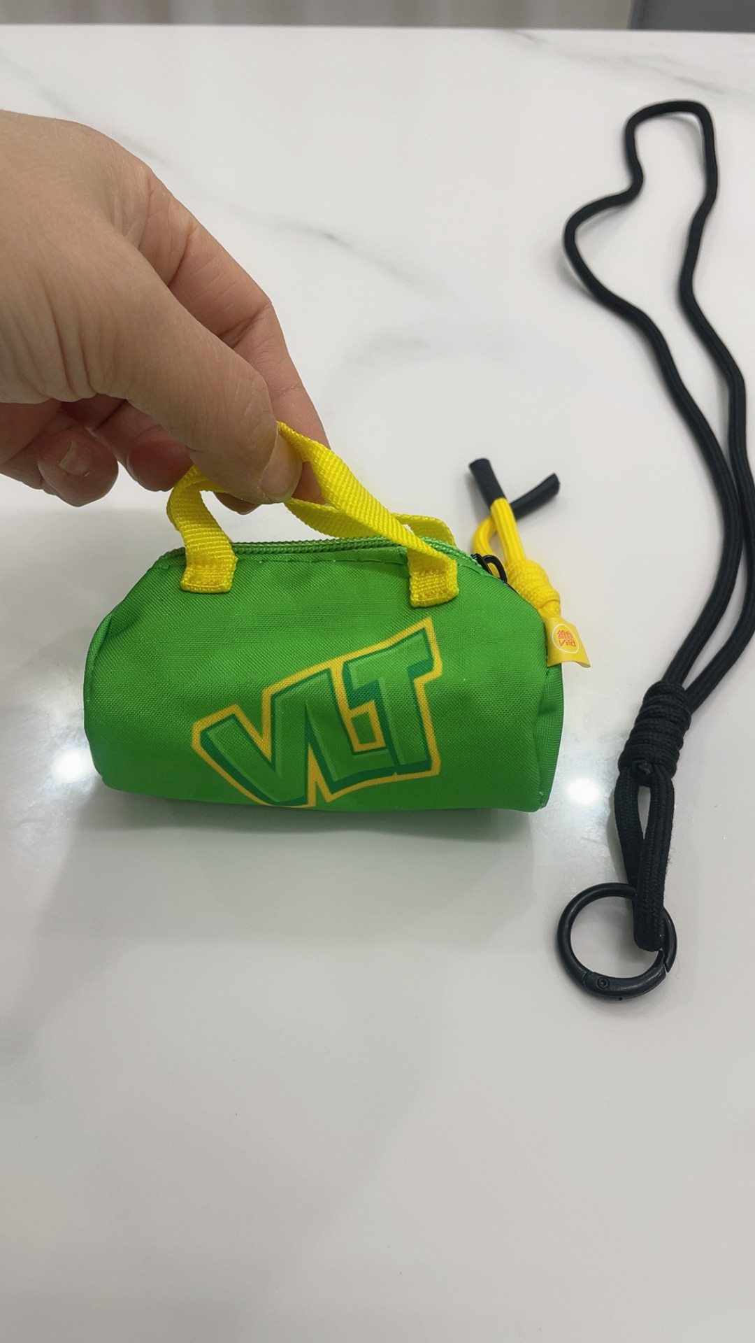 绿色黄色随机发货维他柠檬茶耳机包绿色牛津布创意收纳包零钱包,节庆用品/礼品,创意零钱包,淘宝优惠券,粉丝福利购,淘宝优惠卷