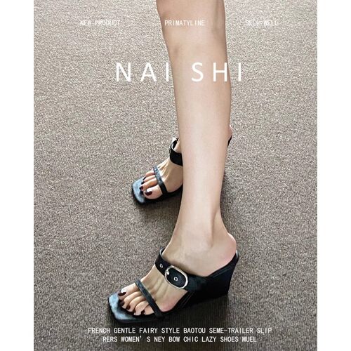 羊皮版！时尚坡跟凉拖鞋女外穿皮带扣方头一字拖鞋露趾高跟凉鞋