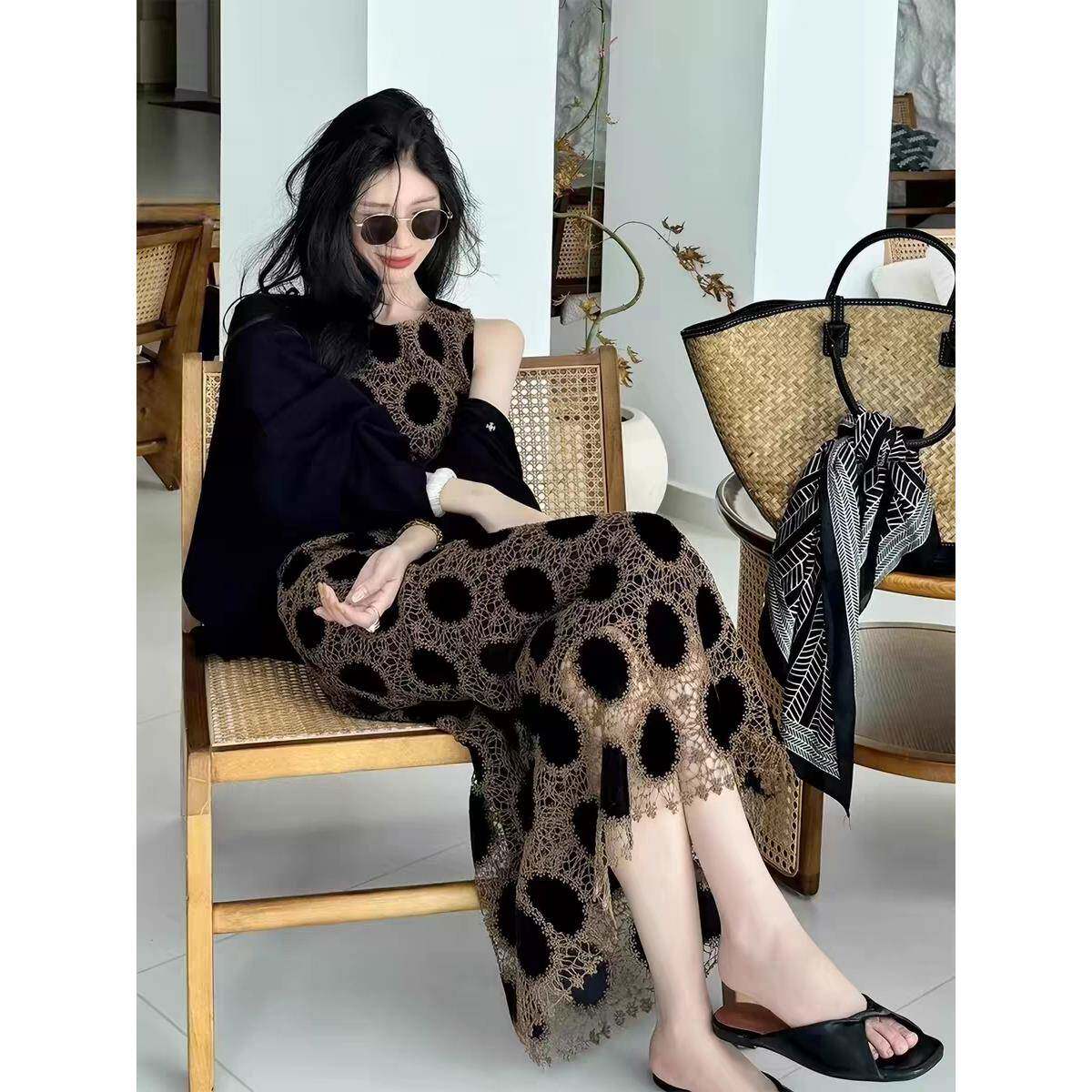 欧洲站2026夏季新款法式复古波点背心连衣裙高级感显瘦无袖长裙子