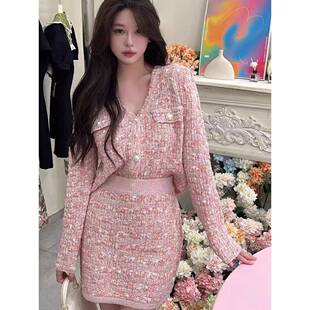 欧洲站2025秋冬新款小香风粉色毛衣套装高级感包臀短裙针织两件套