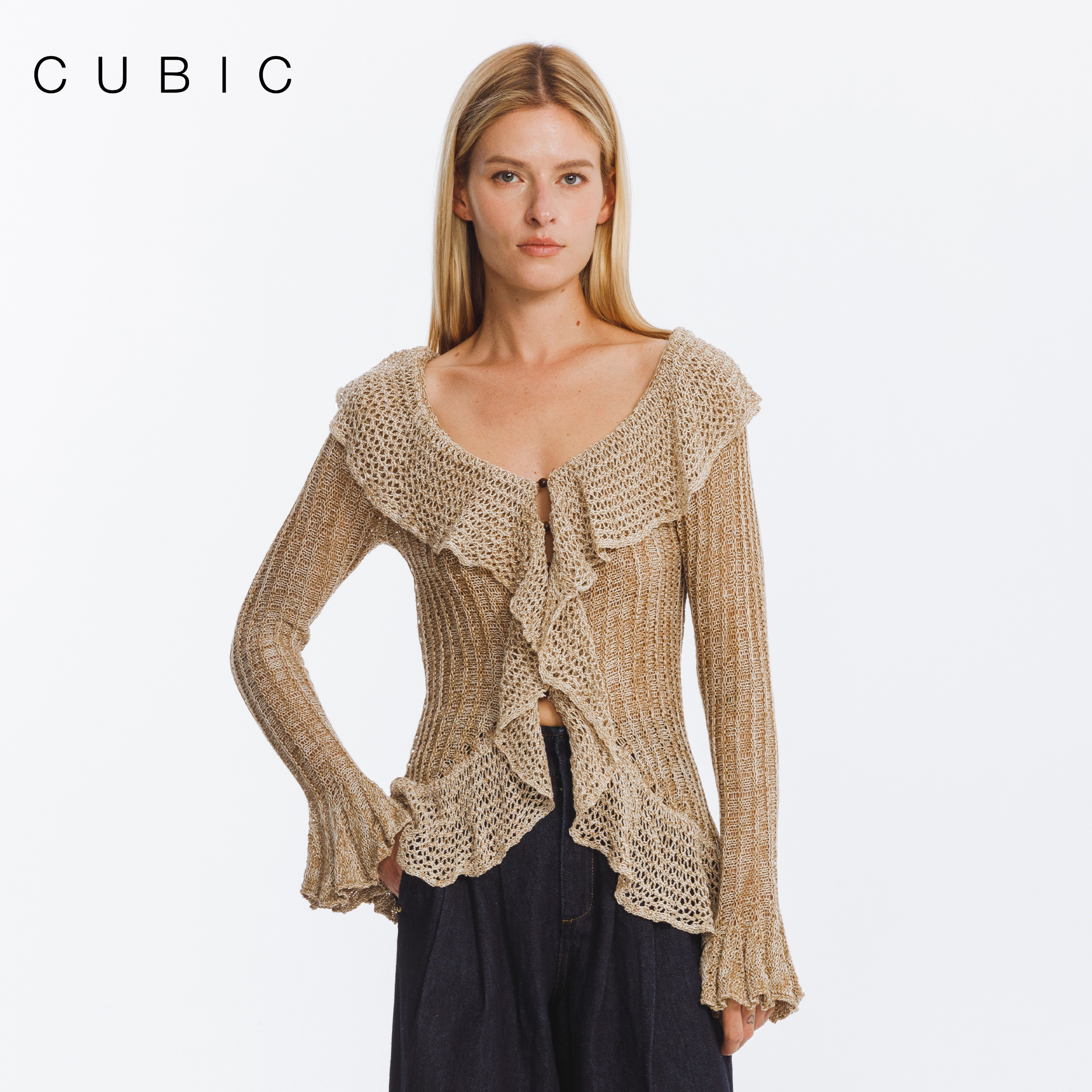 CUBIC重工蕾丝荷叶边下摆针织衫