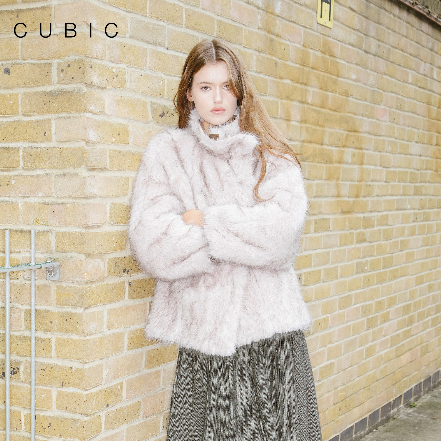 CUBIC街头复古舒适通勤短外套