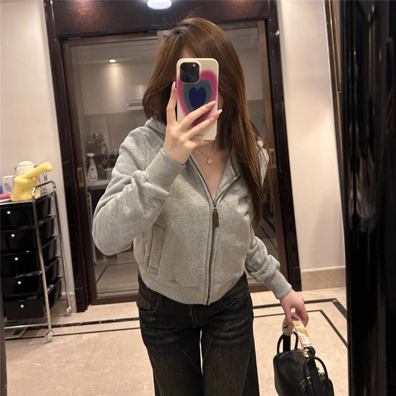 灰色连帽拉链外套女春秋2026新款修身显瘦辣妹复古短款开衫卫衣潮