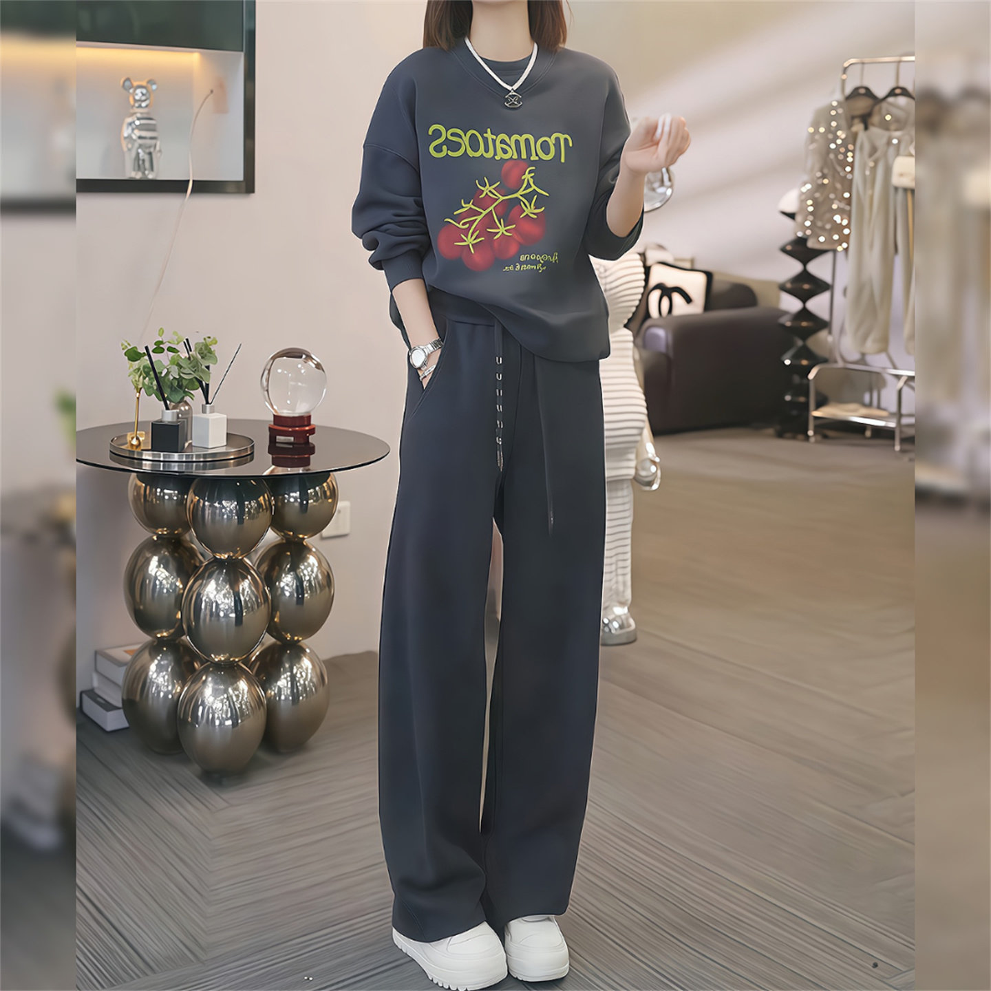 高级感时尚休闲套装女秋冬新款宽松显瘦圆领卫衣阔腿裤运动两件套