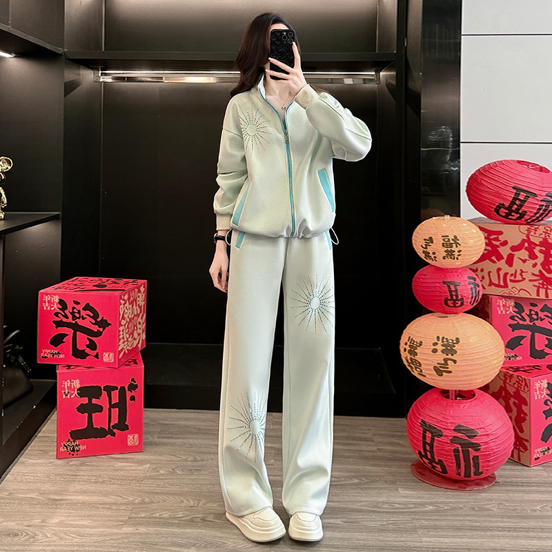 时尚休闲套装女2026春显瘦穿搭重工烫钻立领卫衣阔腿裤运动两件套