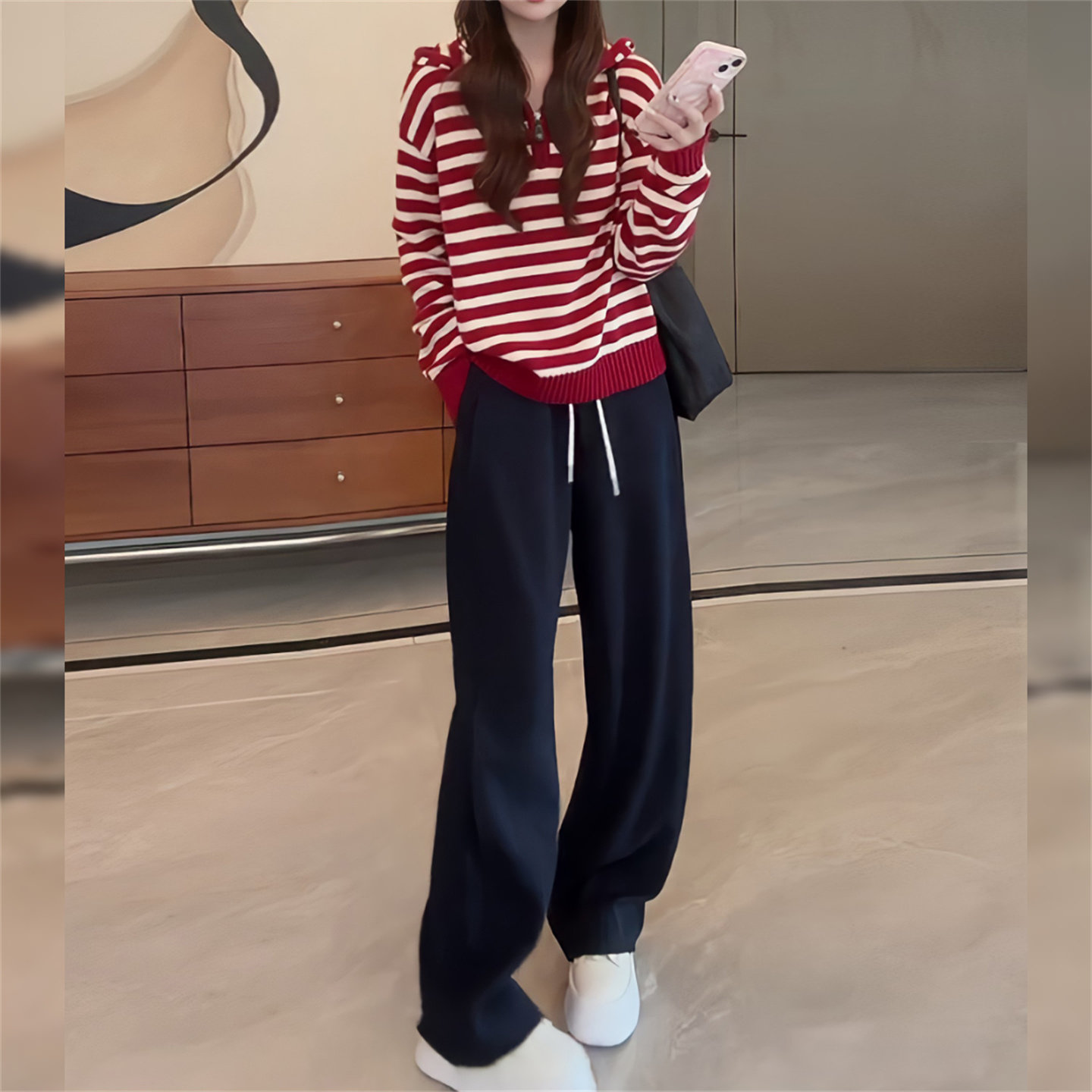 条纹休闲套装女2025秋冬新款减龄显瘦连帽针织衫阔腿裤运动两件套