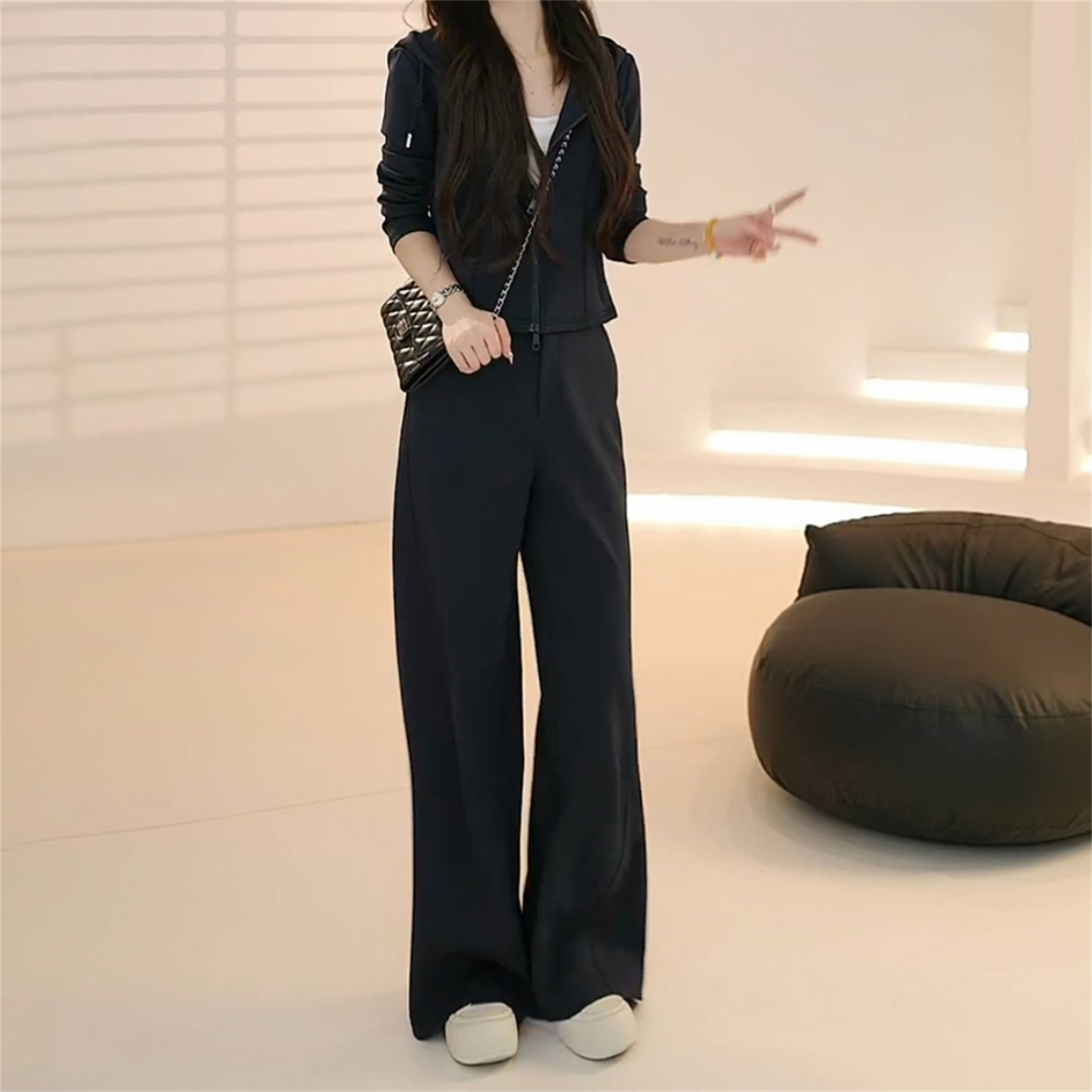 时尚休闲套装女秋冬新款显瘦连帽拉链卫衣阔腿裤高级感运动两件套